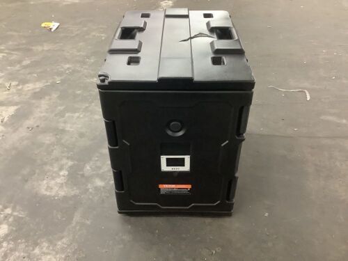 VEVOR 95 Qt Insulated Food Pan Carrier with Buckle, Front Loading - Cracked on Top
