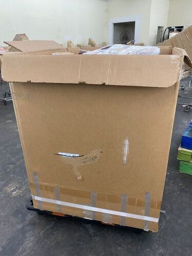 Pallet of Holiday & Special Occasion Items - Decor, Party Supplies & More!