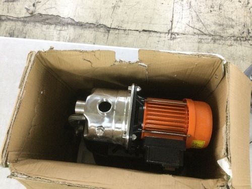 Shallow Well Pump and Tank