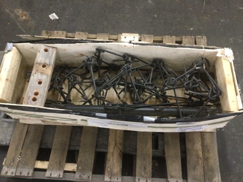 VEVOR 4 x 4 ft Durable Chain Drag Harrow with 69 Sharp Teeth, Suitable for ATV UTV Tractor