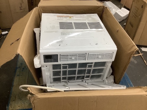 ROVSUN 18000 BTU 230V Window Air Conditioner - Bent Plug