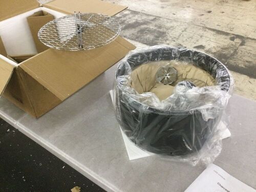 18-in W Black Barrel Charcoal Grill - Missing 1 Leg