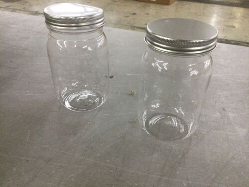 Plastic Jars with Lids, 24 ct