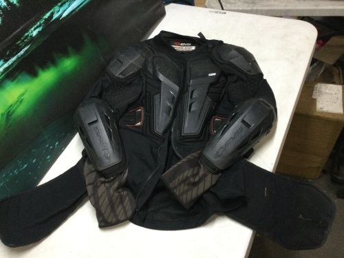 EVS Sports Ballistic Jersey, Large - Lot 185
