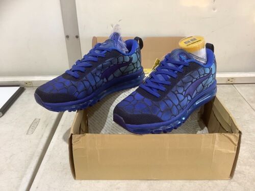 Onemix Running Shoes, Size 9.5 - Lot 335