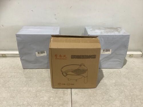 Lot of (3) Mandolin Slicer Bowls  - Lot 415
