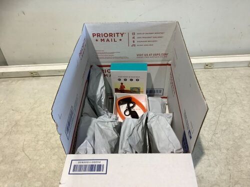 Lot of (7) Smart Watches  - Lot 831