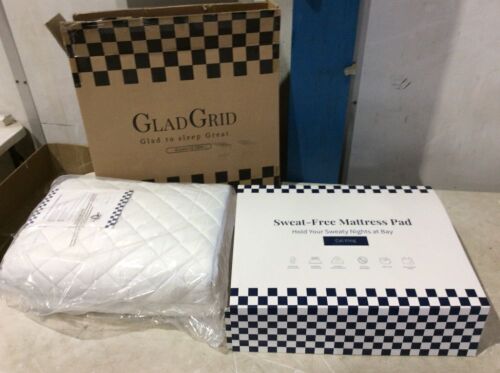 GladGrid Sweat-Free Mattress Pad, Cal King  - Lot 839