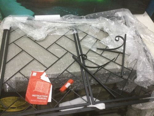 2-Panel Wrought Iron Geometric Fireplace Screen w/ Magnetic Doors - 44x33in - Lot 1194
