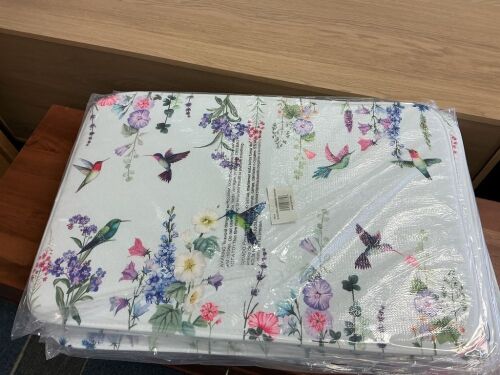 Hummingbird Bath Mats, Lot of 10