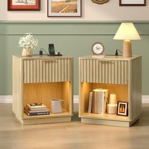 19"W Nightstands Set of 2 with Charging Station, LED Nightstand Fluted with Rounded Edge, Mid Century Modern Nightstand for Bedroom, Fluted Bed Side Table, Oak Night Stand