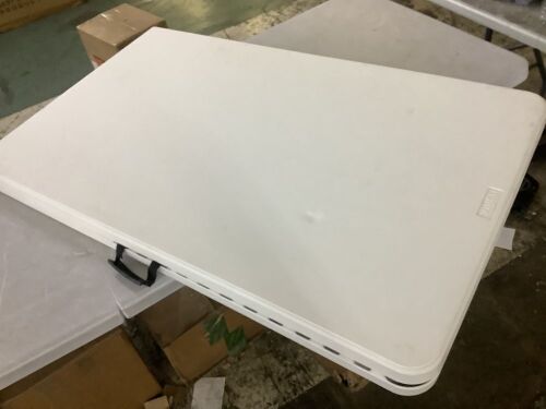 Plastic Folding Table