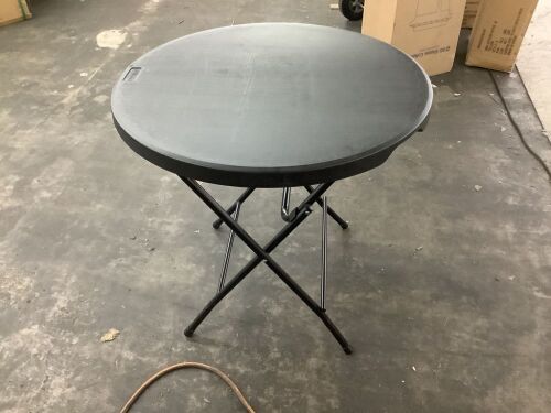 Round Folding Table
