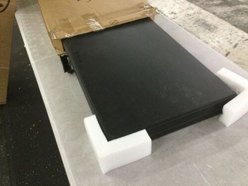 VINGLI 34" Fold in Half Square Table