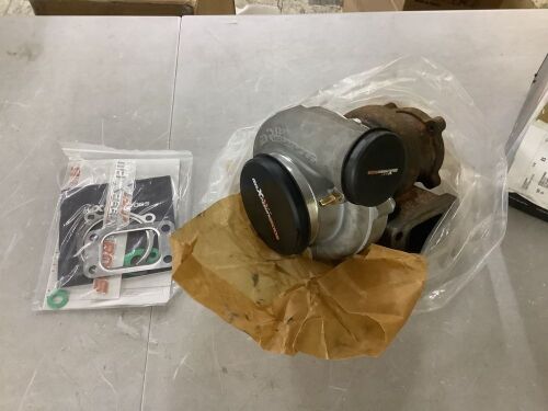 maXpeedingrods Anti-Surge Turbocharger - Surface Rust