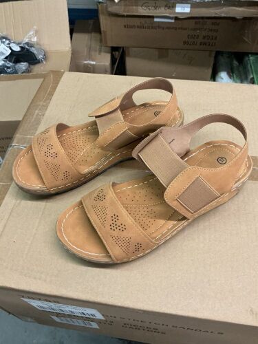 Womens Sandals, Size 10, Tan And White, Lot of 12, 6 Of Each Style