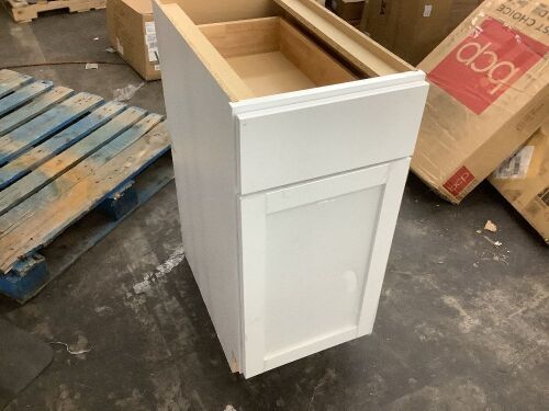 Hampton Bay Courtland 15 in. W x 24 in. D x 34.5 in. H Assembled Shaker Base Kitchen Cabinet in Polar White