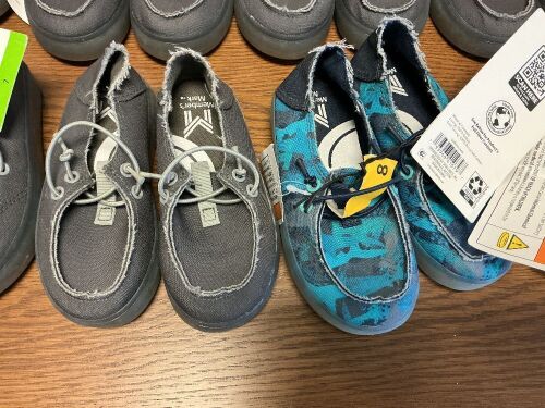 Members Mark Light Up Play Shoes, Lot of 16