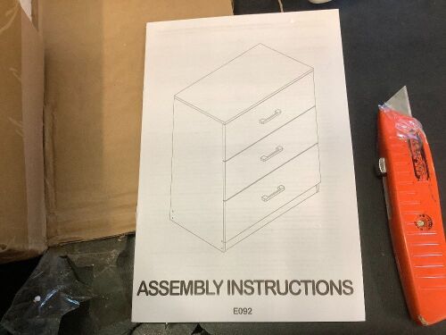 3-Drawer Dresser
