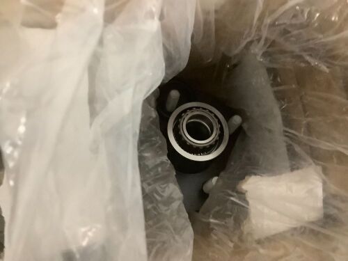 FKG Trailer Hub Kit, set of 2 GL4853B