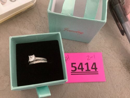 Princess Cut White Moissanite Engagement Rings