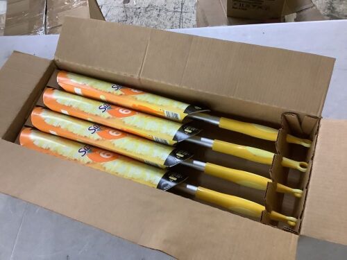 Lot of (4) Swiffer Super Extendable Dusting Kit with Heavy Duty Refills