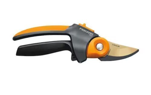 Fiskars PowerGear2 3/4 in. Cut Capacity 8.8 in. Bypass Pruning Shears with SoftGrip Handles