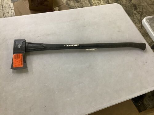 Husky 4 lbs. Splitting Maul Guarded with 34 in. Fiberglass Handle