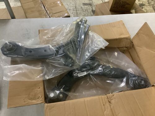 Front Left & Right Lower Control Arm and Ball Joint Assembly for Chevrolet Cobalt HHR Pontiac G5 Pursuit Saturn Ion