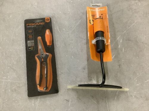 Fiskars Pruning Shears & Hoe