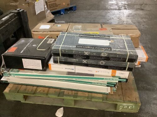 Pallet of Mixed Flooring Remnants