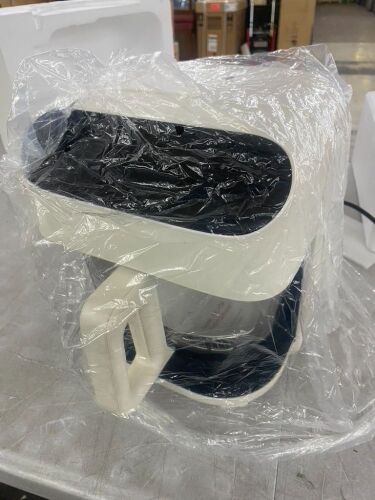 5 Quart Glass Air Fryer, 8 Preset Modes, PTFE/PFAS Free, BPA-Free, Dishwasher Safe, White
