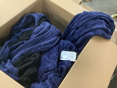 Lot of (4) Ross Michaels Mens Robes