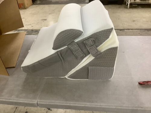 Bed Wedge Pillow Set