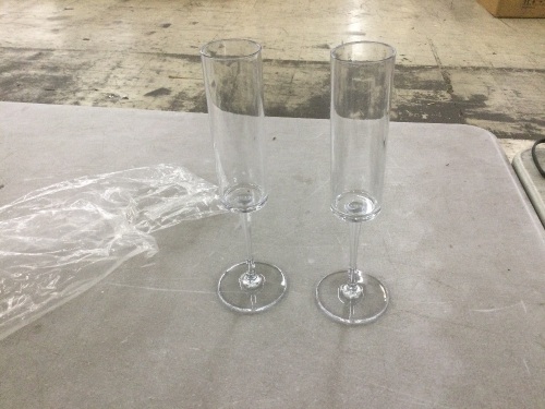 10" Plastic Champagne Flutes, 43pc
