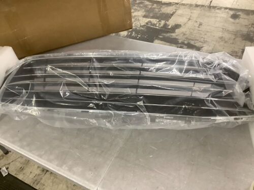 Front Bumper Grille for 2017-2018 Ford Fusion