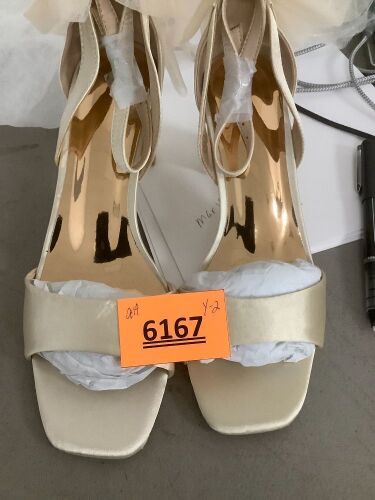 Bow Back Heel Ivory US 6 Bridal Wedding