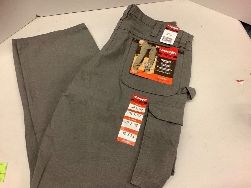 Wrangler Riggs Workwear, Men's size 36 x 32 - Lot 199