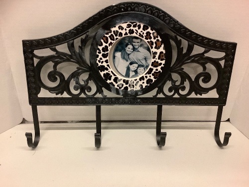 Wall Hanger Coat Hook Rack with Photo Frame, Black - Lot 264