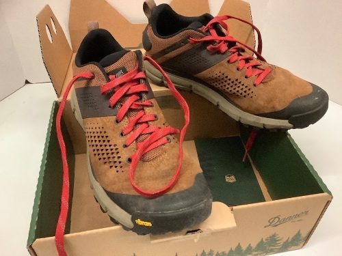 Danner Trailguard Platform with Ultra-Light Midsole EXO Heel System - Lot 286