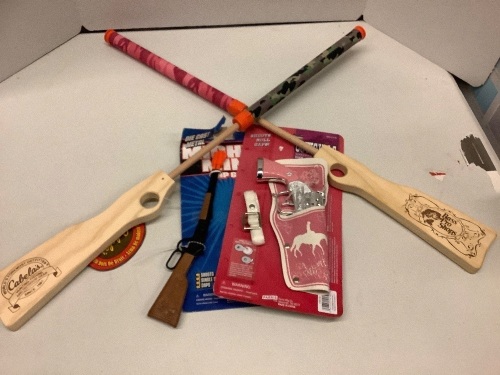 Lot of (4) Kids toy guns - Lot 322