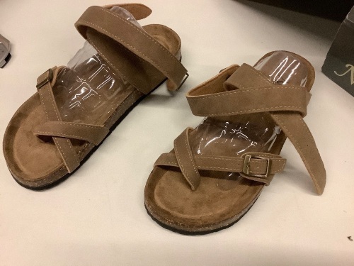 Natural Reflections Women's Sandals, Size 6M - Lot 345