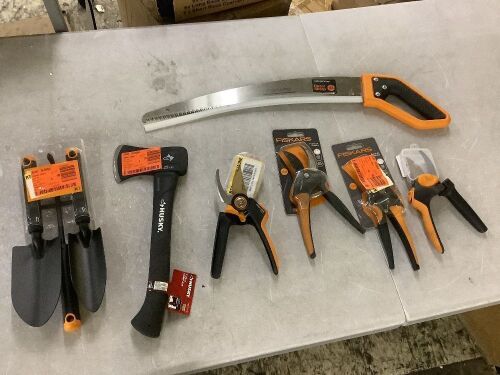 Lot of Small Hand Tools