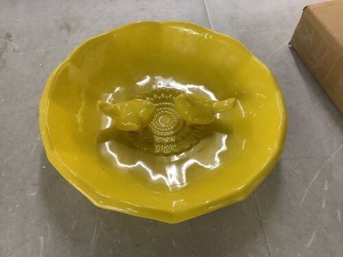 Liv & Skye Yellow 11 in. x 2 in. Stoneware Flower Bird Bath with Birds and Scalloped Edge