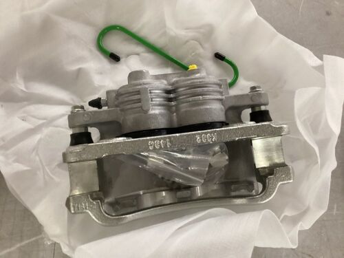 Lot of (2) Brake Calipers, Unknown Fit