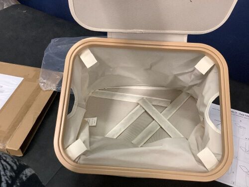 Laundry Hamper with Lid