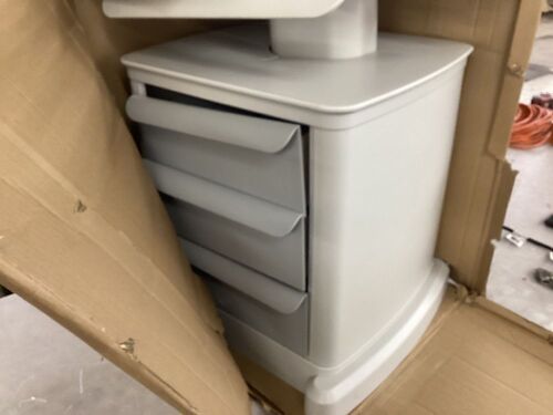Mobile Salon Trolley Cart - Cracked Piece