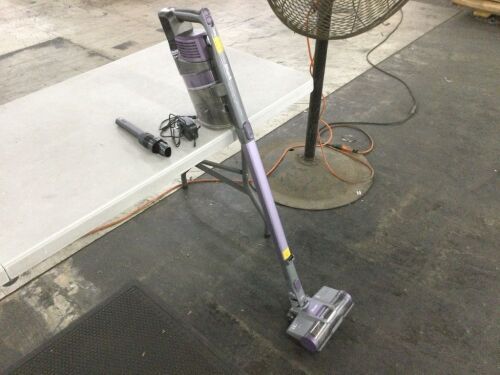 Shark Cordless Pet Stick Vacuum