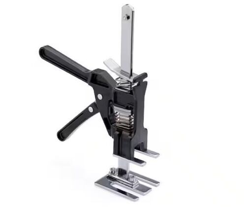 Lot of (2) 7 in. Hand Lifting Jack Tool-Jack Post