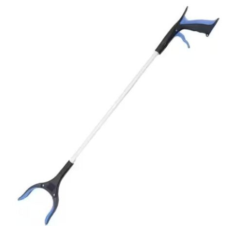 Lot of (4) NOVO 32in. Foldable Pick-up Tool Trash Picker with Magnet